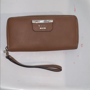 Guess wristlet